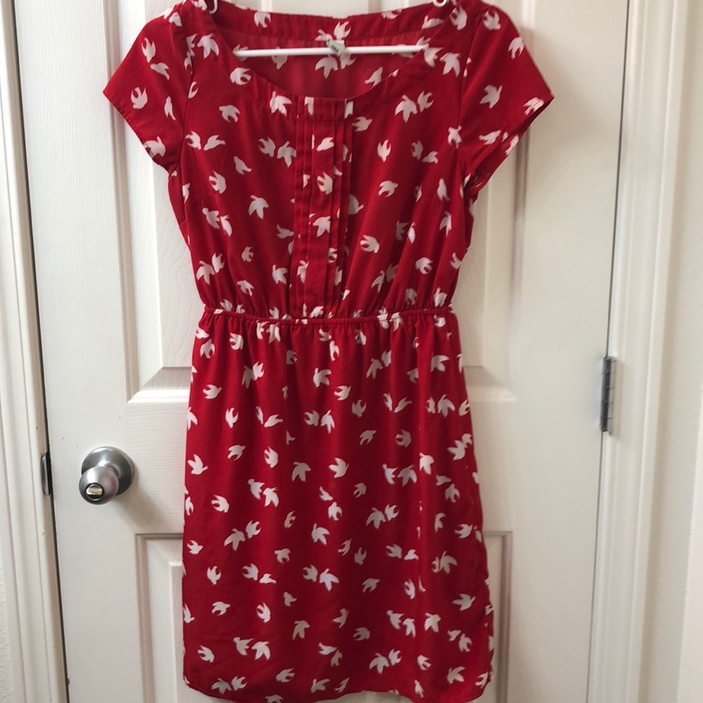 Red Old Navy dress with white birds